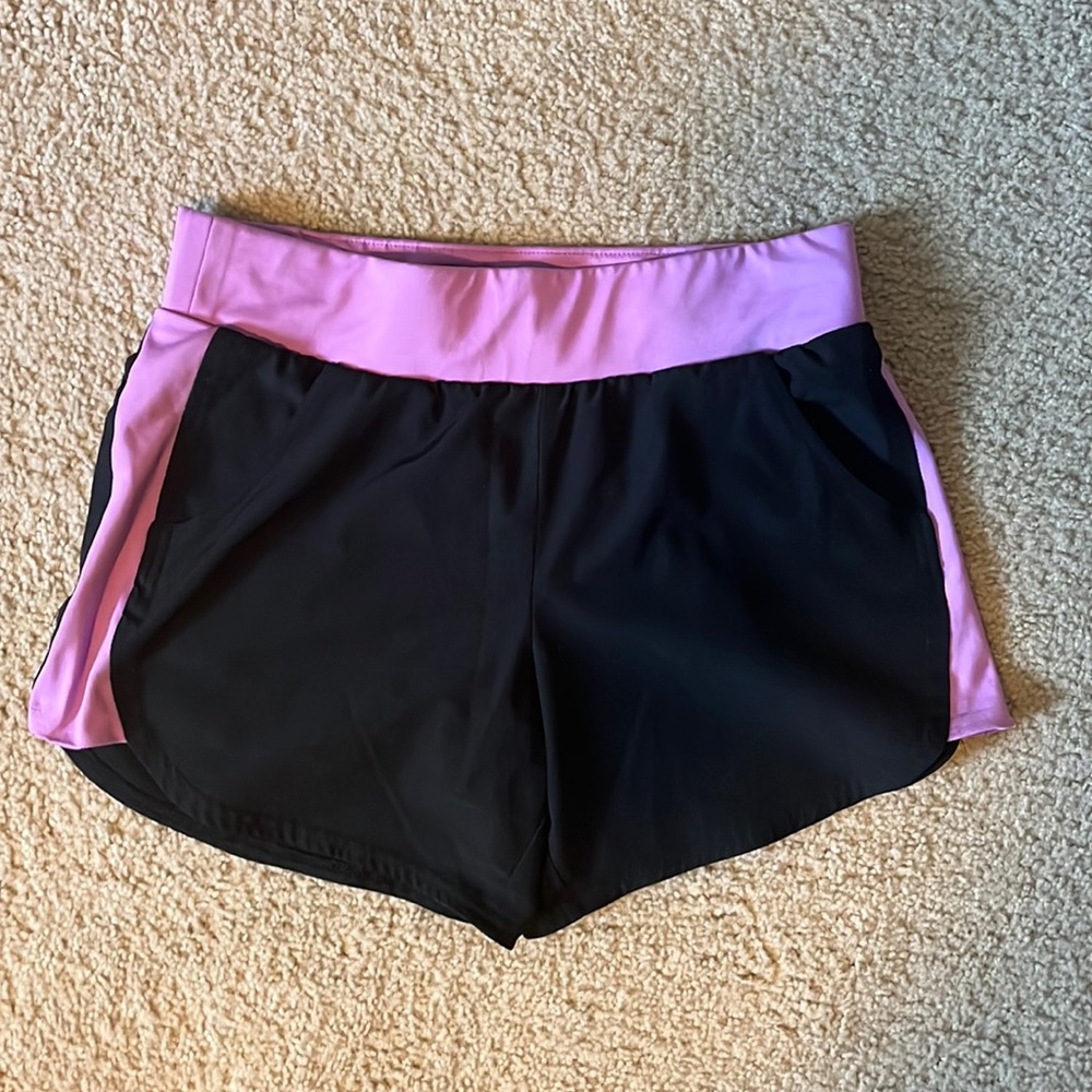 Athletic shorts